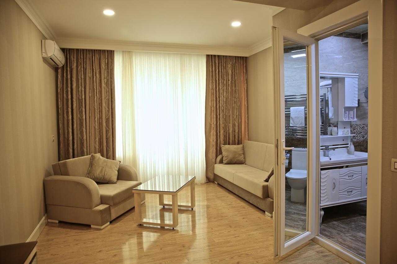 Rusel Hotel Baku Exterior foto